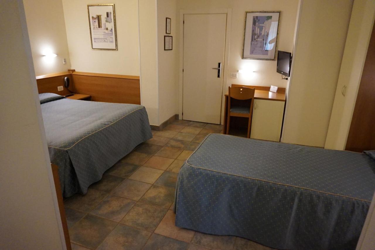 Hotel Angela Fano Eksteriør billede