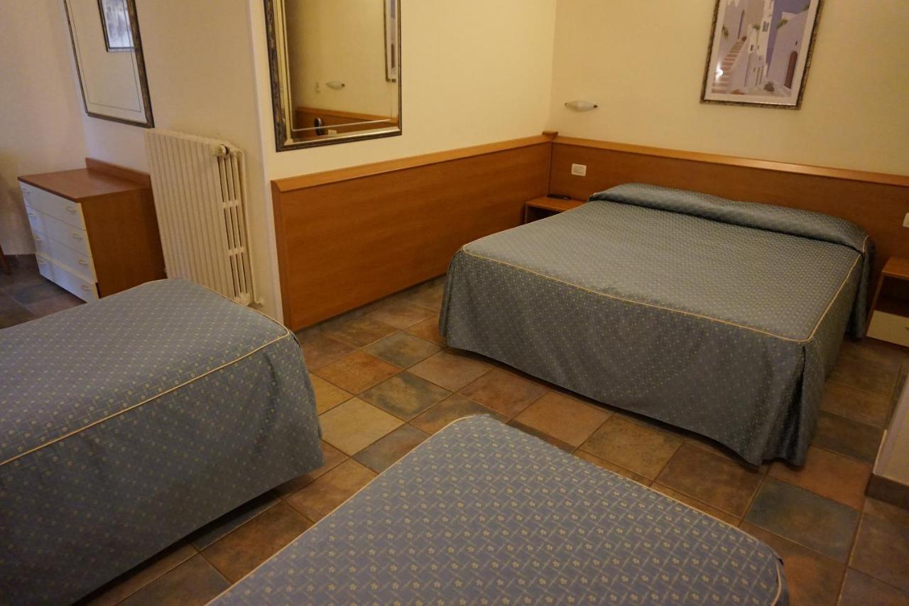 Hotel Angela Fano Eksteriør billede