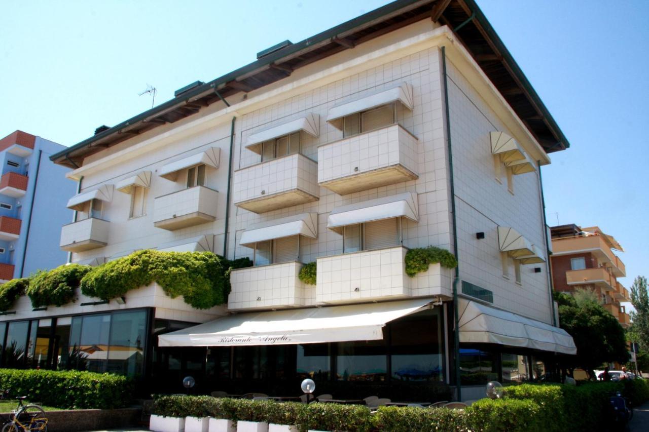 Hotel Angela Fano Eksteriør billede